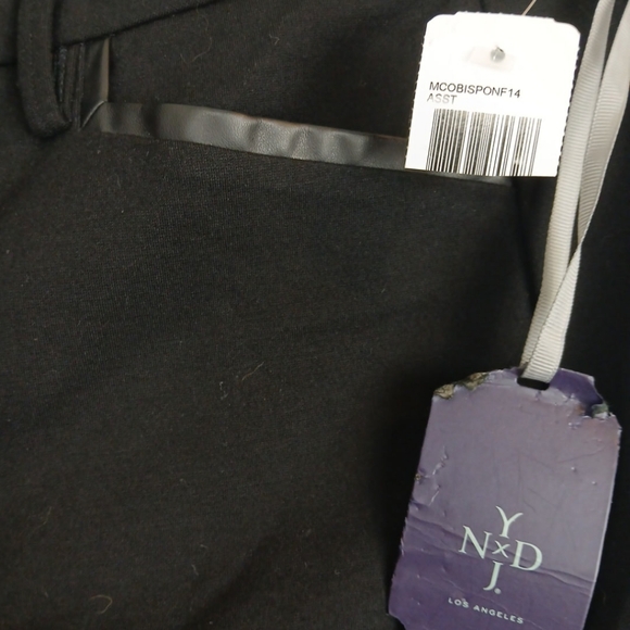 NWT NYDJ 12 Black Straight Leg Slacks Womens Pants Pockets Trim Office Business - Picture 5 of 8